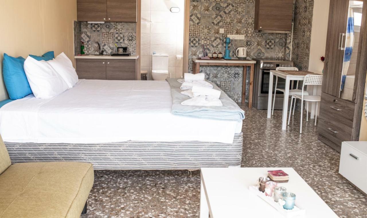 Lucky 2 Apartman Paralímni Kültér fotó