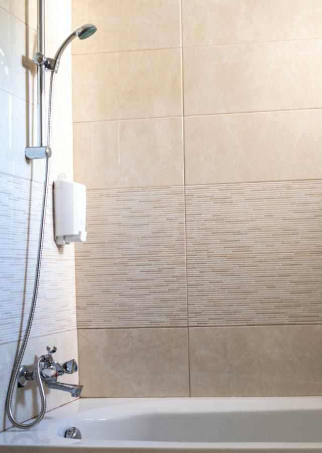 Lucky 2 Apartman Paralímni Kültér fotó